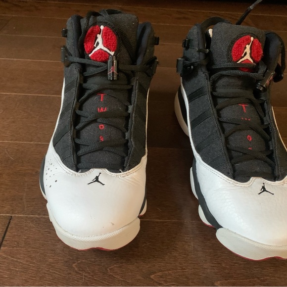 Basketball Sneaker Jordan 6 Rings - size 8.5 Men - Picture 2 of 4